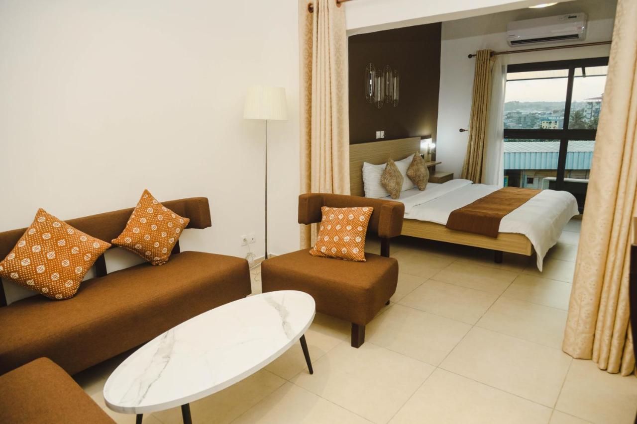 Robert'S Hotel Abidjan Exterior foto